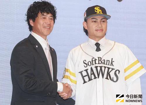 徐若熙加盟軟銀合約「保密到家」！僅透露3年約　推估破千萬美金
