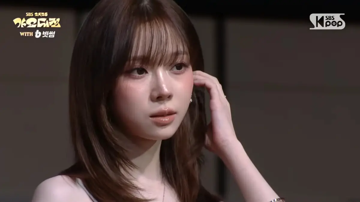 ▲aespa成員Winter（如圖）爆出跟BTS田柾國交往，慘遭粉絲抵制，在《SBS歌謠大戰》紅毯上，還被粉絲「靜音對待」故意不尖叫。（圖／YouTube@SBSKPOP X INKIGAYO）