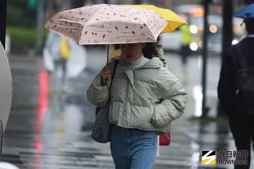天氣預報／白天準備回暖！跨年夜「北東濕涼有雨」：低溫剩下15度
