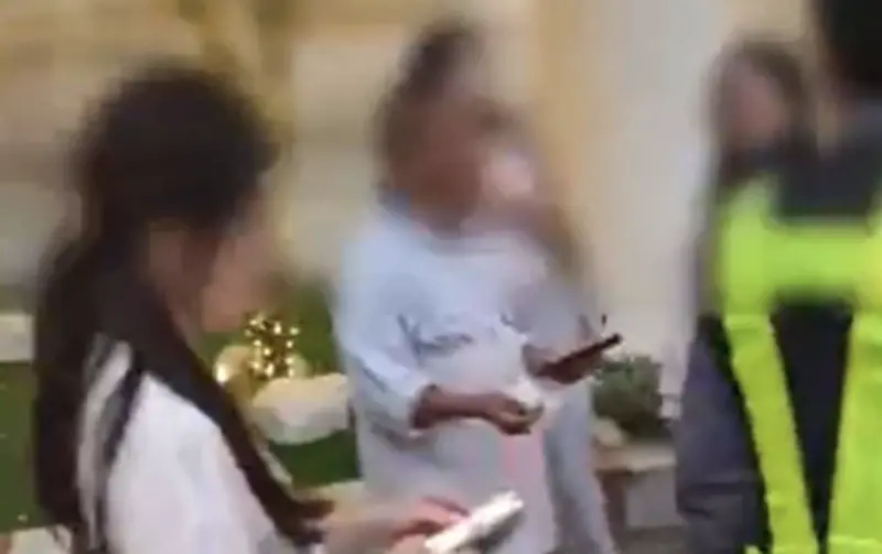 泰國假Grab司機塞車暴怒討錢　外籍乘客被逼加價畫面瘋傳