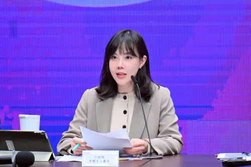 賴士葆曾致電卓榮泰談財劃法？政院酸：接到不明電話打165反詐騙
