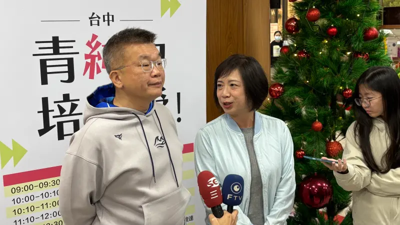 何欣純尷尬被問辭職參選　過來人蔡其昌秒救場：現在先問這個人