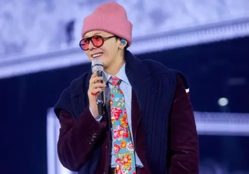 ▲GD（如圖）跟Jennie緋聞傳一年，直到傳出分手都沒認愛。（圖／GD IG@xxxibgdrgn）