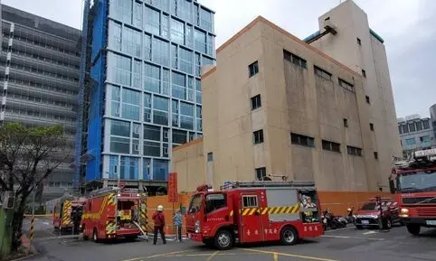 快訊／碰一聲巨響！北市捷運機房爆炸　大量黑煙竄出、消防急斷電