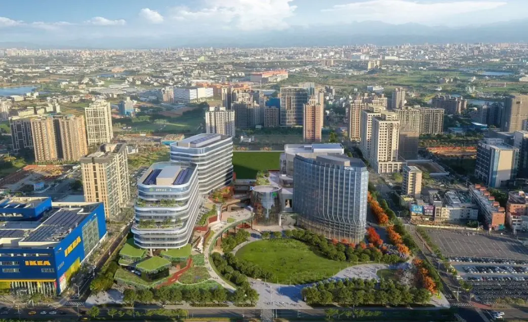 ▲今年9月桃園高鐵商圈的全新的大型商場「智慧中城」開始動工，當地的桃園最強景點寶座未來只會越坐越穩。（圖／桃園市政府）