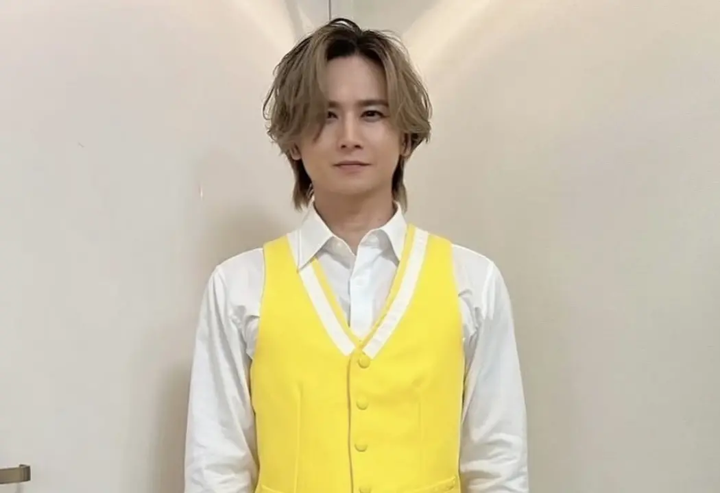 ▲日本46歲男星堂本光一（如圖）今（28）日宣布結婚，女方身分背猜測是交往十年、日前為了結婚退出演藝圈的佐藤惠。（圖／IG@koichi.domoto_kd_51）