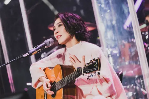 戴佩妮哽咽宣布取消北京、廣州演出！坦承票房失利：我不在意面子
