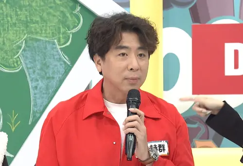 ▲梁赫群覺得趙正平不應該領這麼高的通告費，吐槽：「他有什麼才藝？他就是熟背他的三字經而已。」（圖／中天電視提供）