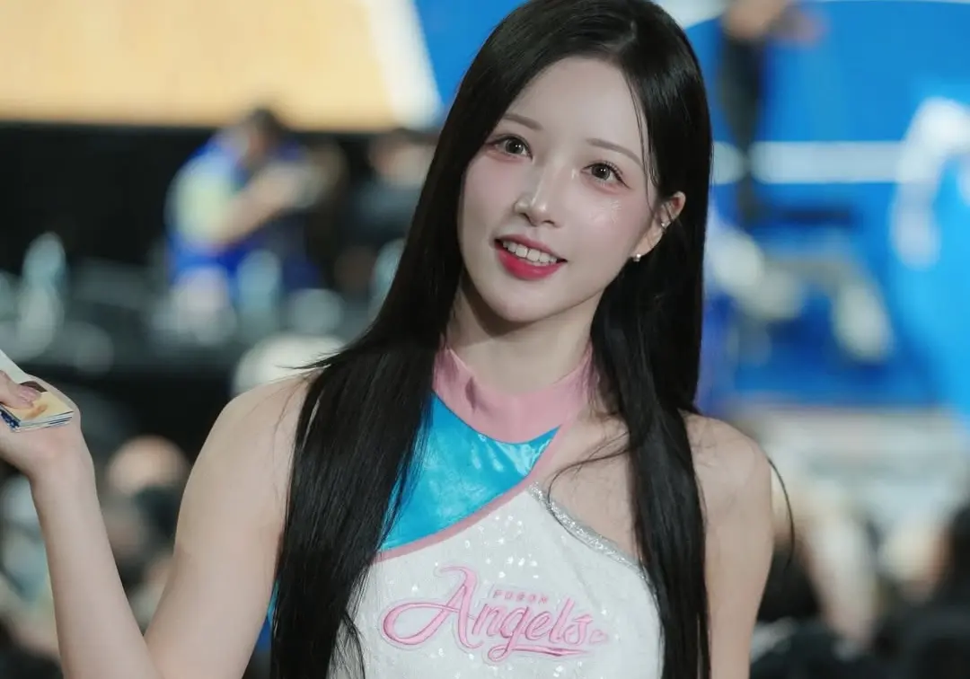 ▲李晧禎來台二度遇大地震，在昨（27）日直接被嚇哭，但她依然心繫粉絲，喊話：「希望大家平安」。（圖／李晧禎IG@leehozeong）