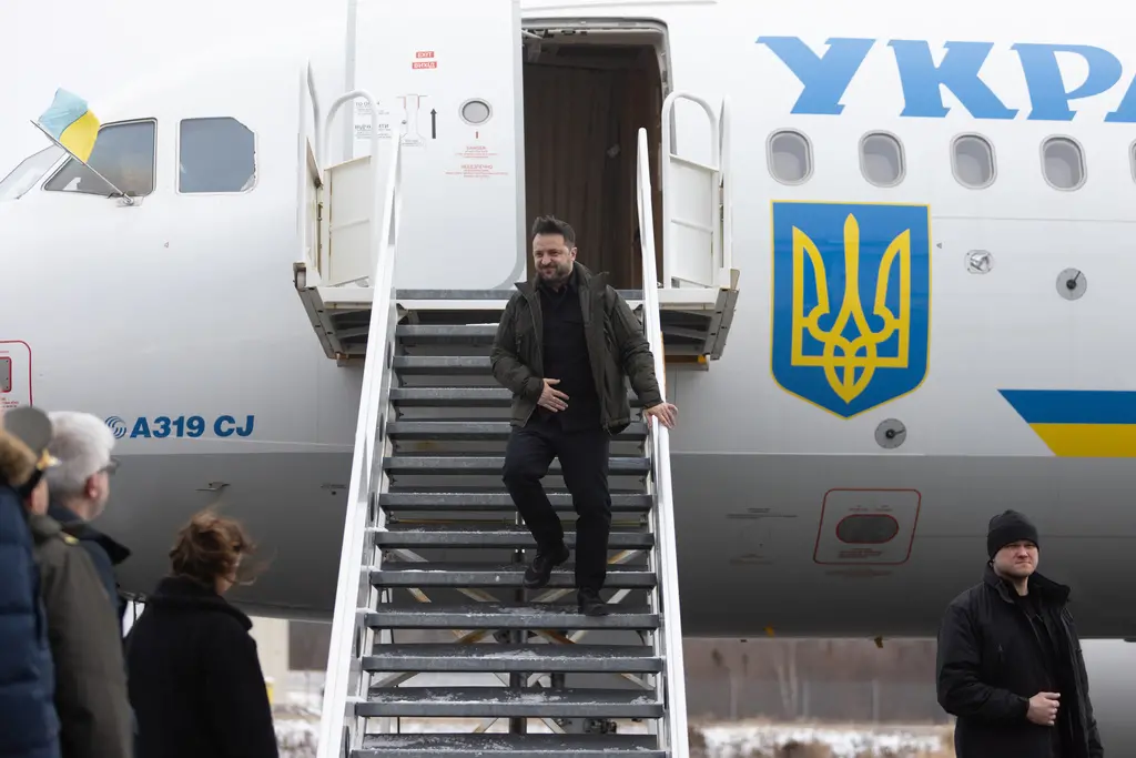 ▲烏克蘭總統澤倫斯基28日將與美國總統川普在佛州會面，討論結束俄烏戰爭的20點計劃。（圖／美聯社／達志影像）