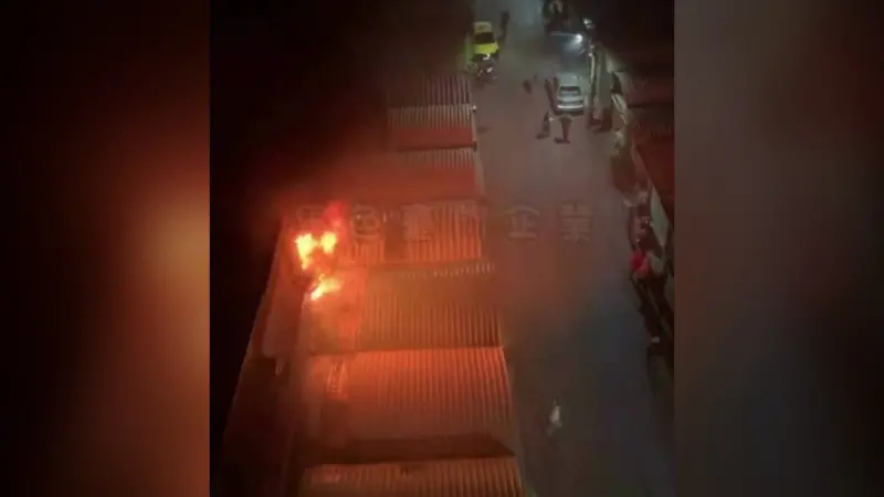 ▲台中凌晨驚傳死亡火警。（圖／翻攝黑色豪門企業）