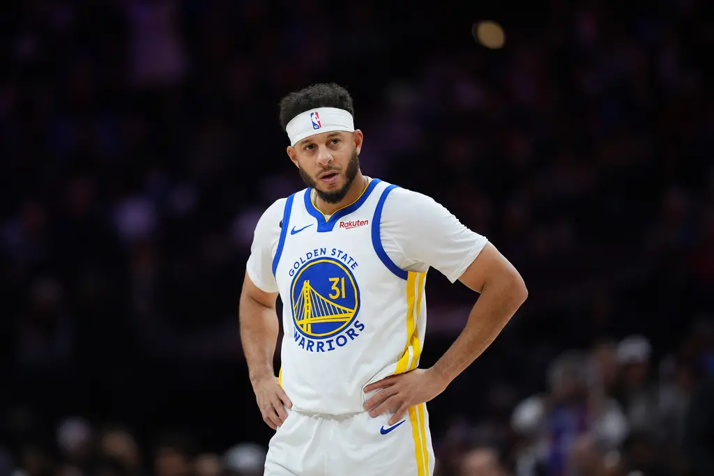 ▲金州勇士隊今（28）日證實，後衛柯瑞（Stephen Curry）胞弟、小柯瑞（Seth Curry）因左側坐骨神經受刺激，將至少缺陣兩周。（圖／美聯社／達志影像）