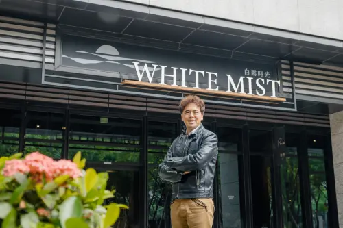 ▲路易莎董事長暨創辦人黃銘賢目標將白霧時光推廣到全台，明年預計能展店到8間。（圖／路易莎集團提供）