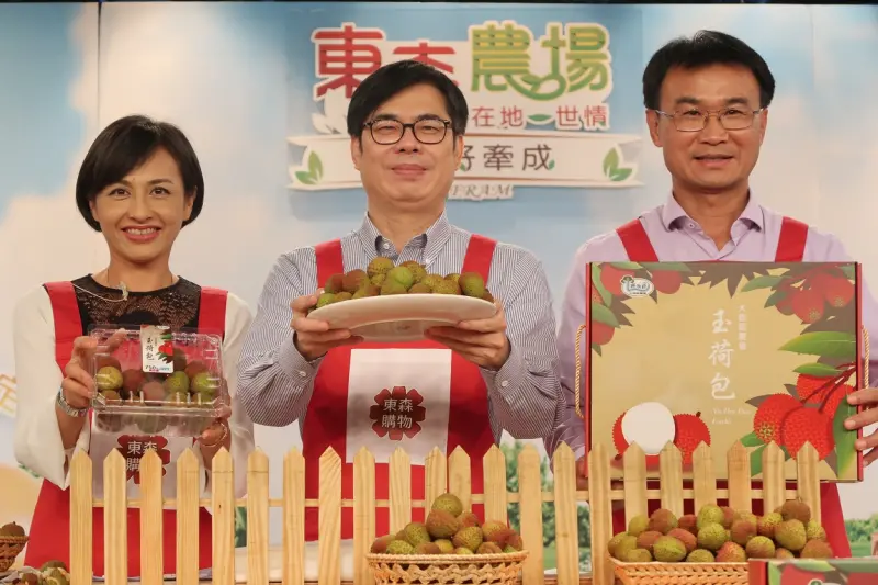 ▲前農業部長陳吉仲參與，他也向大家力薦邱議瑩是「最佳食農教育代言人」，更說邱議瑩當市長「高雄的農業一定會大發展。」(圖／立委邱議瑩辦公室提供)