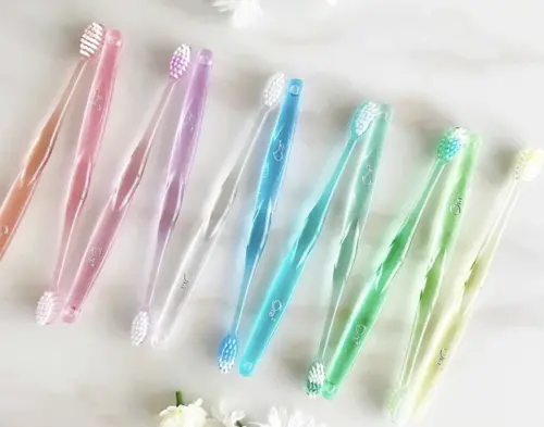 ▲SUNSTAR Ora2 me微觸感牙刷－超軟毛，售價99元。（圖／台隆手創館shopping.hands.com.tw）