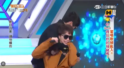 ▲曹西平看似毒舌嚴厲，其實不斷製造機會給後輩表現。（圖／《綜藝大熱門》畫面）