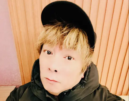 ▲曹西平解釋過在節目上罵人，其實是把效果做給被罵的人，讓他們有鏡頭。（圖／摘自 曹西平的粉絲愛團 FB）