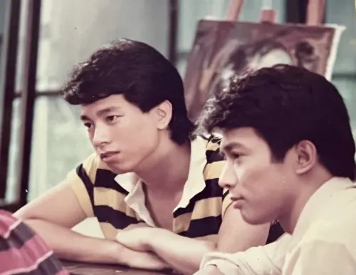 ▲曹西平（左）一度也和電影公司簽約要當演員，曾經與張佩華（右）合作演戲（圖／摘自 曹西平的粉絲愛團 FB）