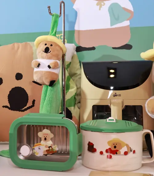 ▲DINOTAENG造型擦手巾+304不鏽鋼可瀝水泡麵碗／可微波不鏽鋼餐盒。（圖／記者吳翊緁攝）