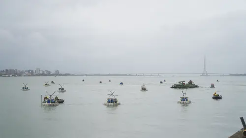 ▲第三作戰區53工兵部隊執行河道阻絕任務。（圖／第三作戰區提供）