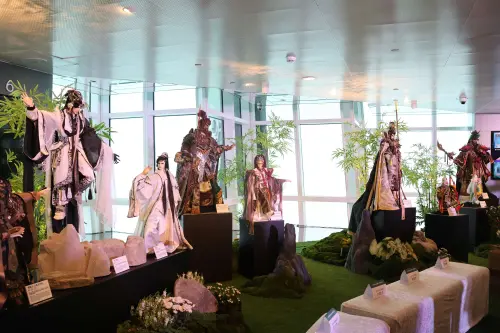 ▲圖說：《超越偶‧超越巔峰》打造偶戲與竹林交織的意象。(圖／雲林縣政府提供)