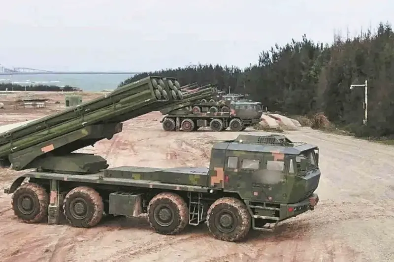 中國軍演射了什麼？疑為「PCH-191箱式火箭炮」　曾在閱兵亮相