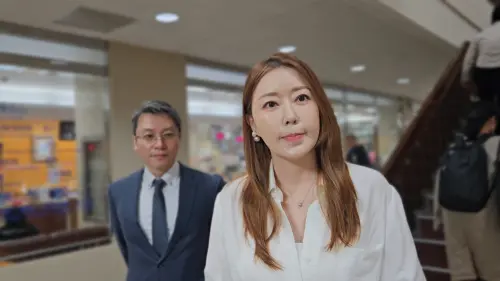 ▲周品均在庭上表示，她提到個人有家暴經歷，並非為了損害前夫的名譽，而是希望鼓勵更多有相同遭遇的女性可以勇敢走出來。（圖／記者劉松霖攝）