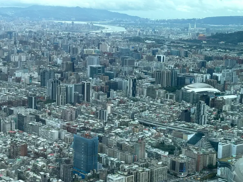 ▲出生率越來越低，為什麼房價還是降不下來？御國地政士聯合事務所所長廖國甫就指出3個關鍵原因。（圖／記者徐銘穗攝）