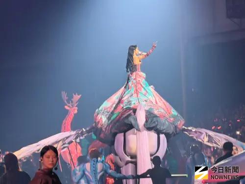 ▲蔡依林大巨蛋演唱會第一天，她感性地對觀眾表示：「你們把我唱哭了！」（圖／讀者提供）