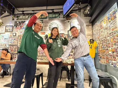 黃敬雅、蘇致榮倡議頒發台鋼魔鷹「榮譽市民」
