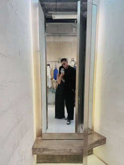 ▲陳芳語（左）分手半年疑似爆出新戀情（圖／翻攝自陳芳語IG@lekimberleyy）