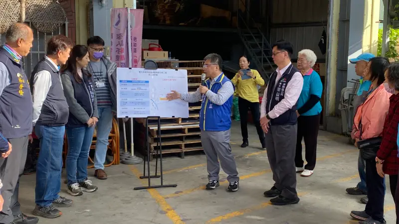 ▲「神岡區溪洲路及民權西街既有路面改善工程」施工前說明會(圖／楊瓊瓔服務處提供2025.12.31)