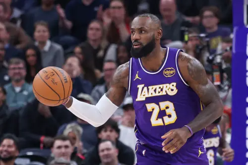 NBA／詹皇41歲生日夜湖人慘敗！106：128被活塞打爆　LBJ僅有17分
