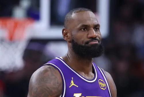 NBA／湖人內線被活塞轟下74分！瑞迪克點出關鍵　詹、唐各打各的
