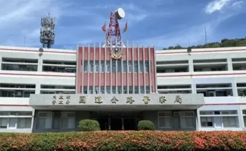 試駕超速遭扣牌！醫師控業務「有打過招呼」爆勾結　國道警回應曝
