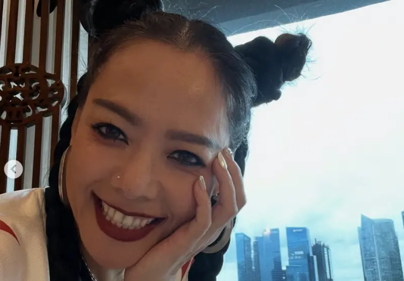 張惠妹胞妹登場！Saya淡出圈子1年　屏東跨年直播飆3萬人：快哭了