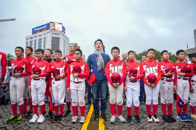 運動中心2.0來了！蔣萬安元旦拋3大新政　東園少棒領唱國歌超熱血
