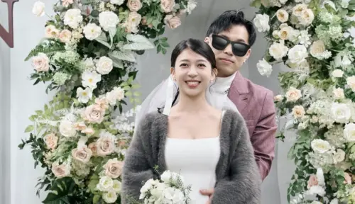 YTR「欸你這週要幹嘛」小粉紅懷孕登記結婚　曬合照甜喊：賀成交
