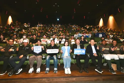 邱議瑩包場《冠軍之路》　與退役球員齊聚見證熱血
