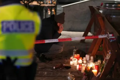 瑞士跨年酒吧火災40死、115傷！倖存者憶煉獄場景：有人渾身著火
