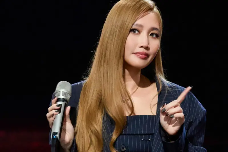 A-Lin到底有多搞笑！美國買酒被問年紀　當場對店員喊：我是你媽