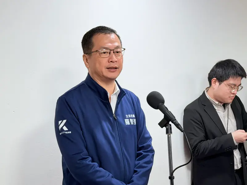 賴清德批藍白擋國防預算　羅智強：快到立院報告！別再欠軍人薪水