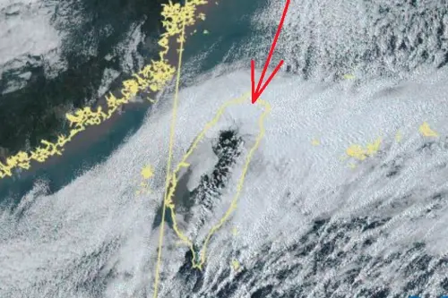今明最冷跌破10度！鄭明典示警：雲街現蹤　北北基18縣市低溫特報
