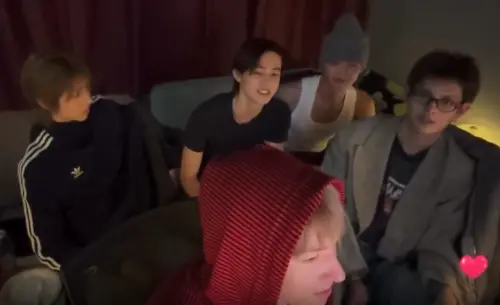 ▲CORTIS開直播聊到戀愛話題。（圖／翻攝自微博）