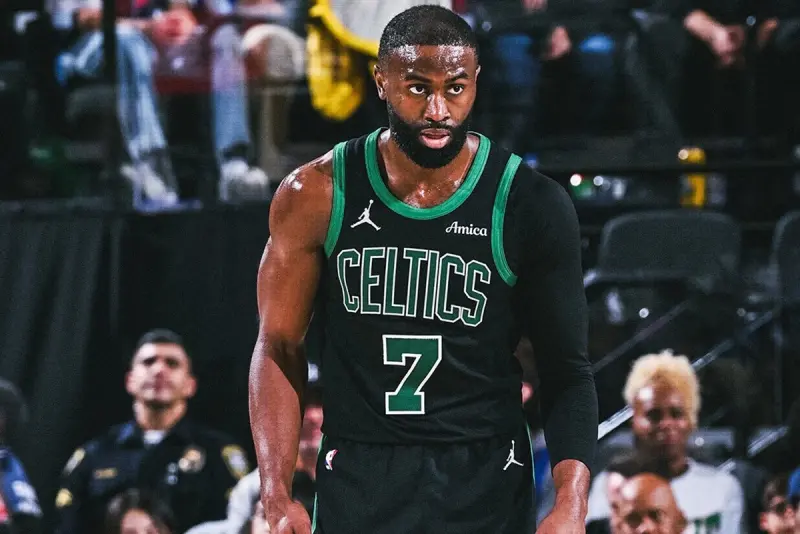 ▲今（50）日，布朗（Jaylen Brown）在客場對陣近況火熱的洛杉磯快艇隊，全場狂轟50分，率領球隊以146：115大勝對手。（圖／取自波士頓塞爾提克X）