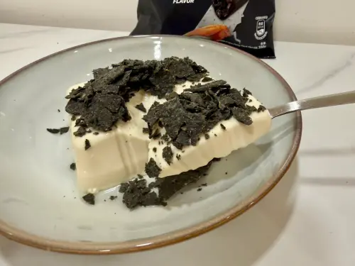 ▲皮蛋多力多滋、多力多滋皮蛋口味。（圖／記者黃韻文攝）