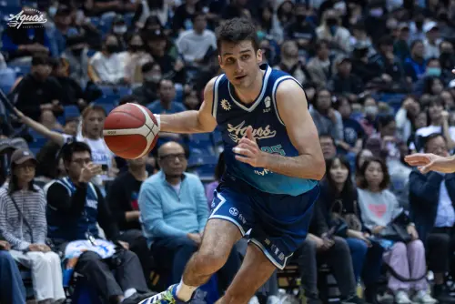 ▲海神洋將賽克維奇大腿拉傷退場。（圖／高雄全家海神提供）