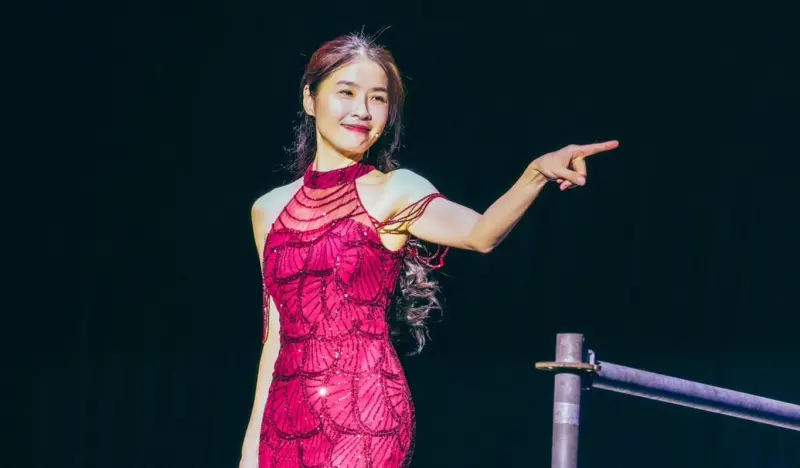 小嫻深夜悲慟證實母親過世！忍痛完成舞台劇演出：獻給天上的媽媽