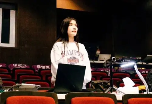 小嫻與何守正離婚！當年被爆婆婆洗碗侍奉　前夫二姐冠她惡媳封號