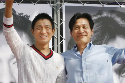 安聖基是誰？《墨攻》和劉德華飆戲　出殯由李政宰鄭雨盛親自扶靈
